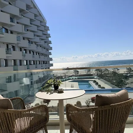 Heaven Infinity Aurora Pool & 公寓 那沃达利